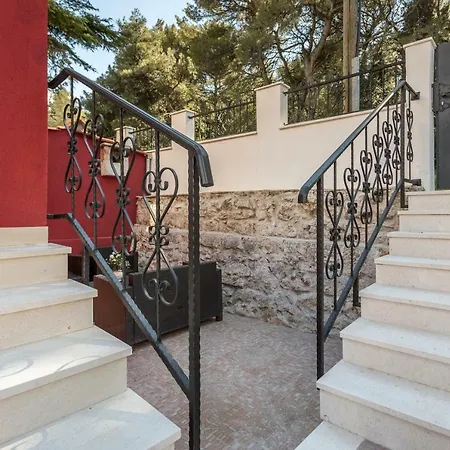 Ozzie Luxury Apartamento